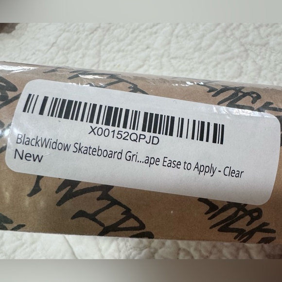 SKATEBOARD GRIP TAPE 9" x 33" CLEAR - 2 ROLLS - Picture 2 of 4